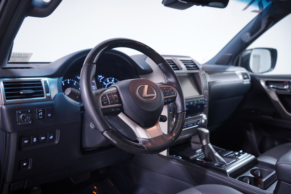 2021 Lexus GX 460 6