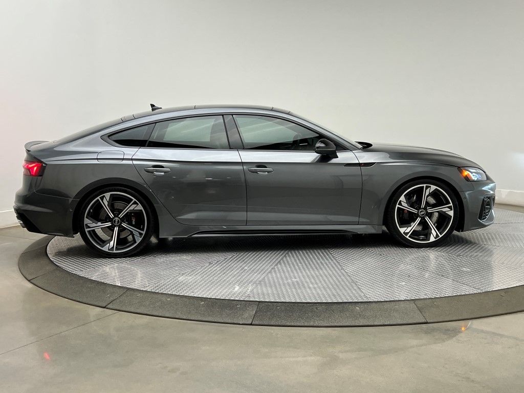 Thumbnail: 2021 Audi RS 5 - 6