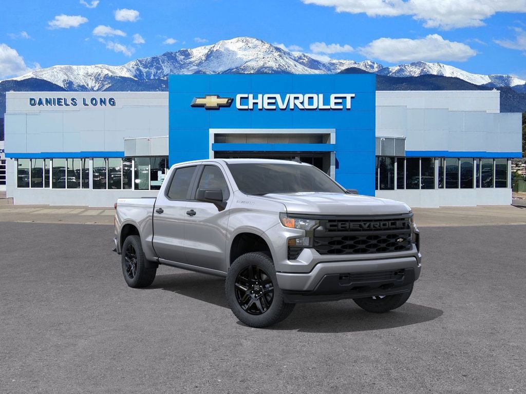 2025 Chevrolet Silverado 1500 Custom Crew Cab 4WD