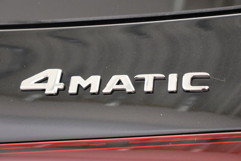 Thumbnail: 2026 Mercedes-Benz GLE - 10