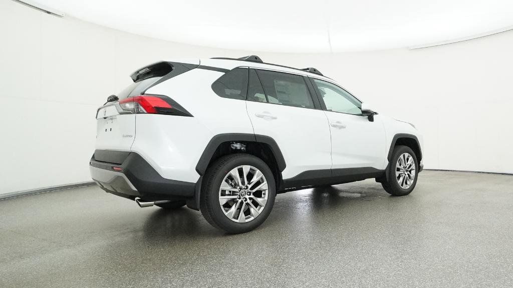 Thumbnail: 2025 Toyota RAV4 - 27