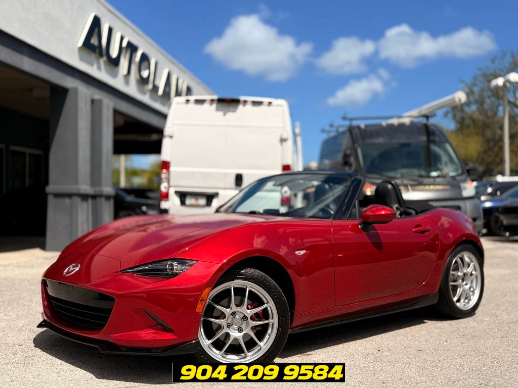 Soul Red Metallic 2016 Mazda MX-5 Miata Grand Touring Convertible Convertible Rear-Wheel Drive 6-Speed Automatic