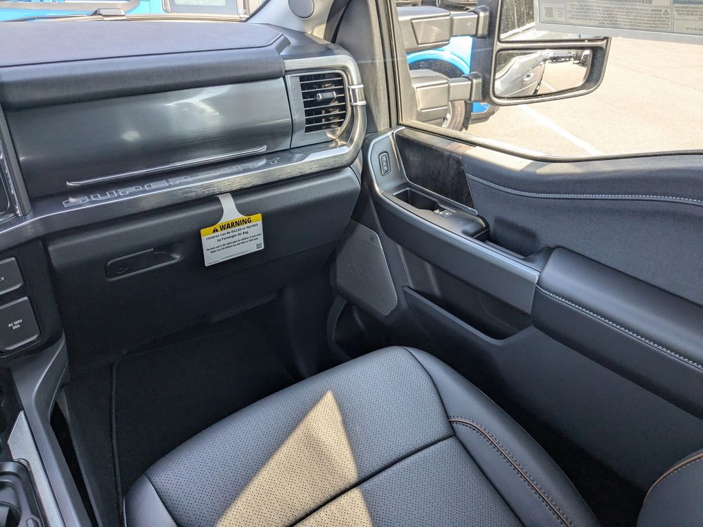 2025 Ford F-250 Super Duty Lariat