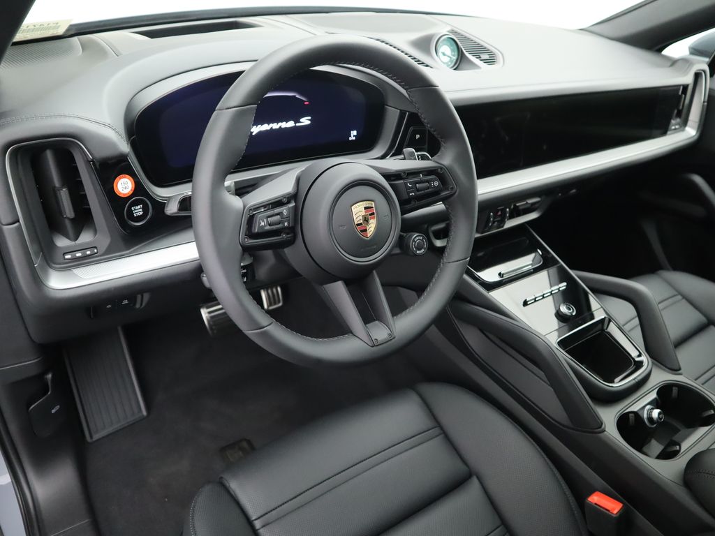 Thumbnail: 2025 Porsche  - 4