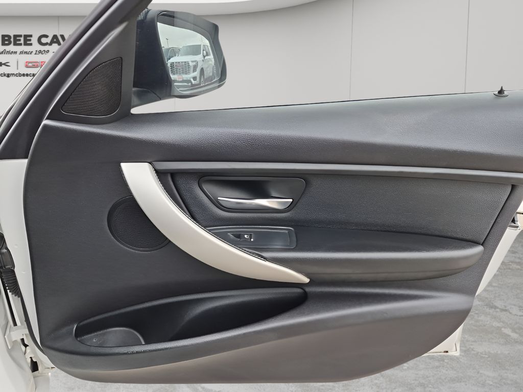 Used Car 2017 Bmw 3 Series  320i For Sale Under $15,000 In Austin, Texas