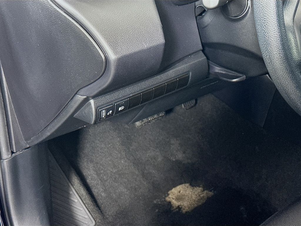 Thumbnail: 2024 Toyota Corolla - 10