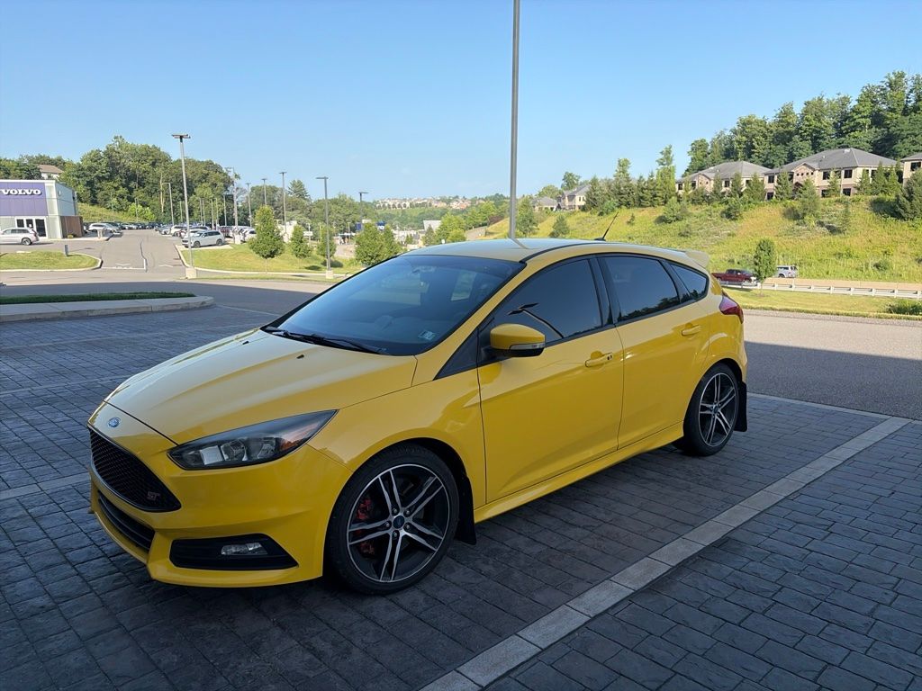 2018 Ford Focus ST