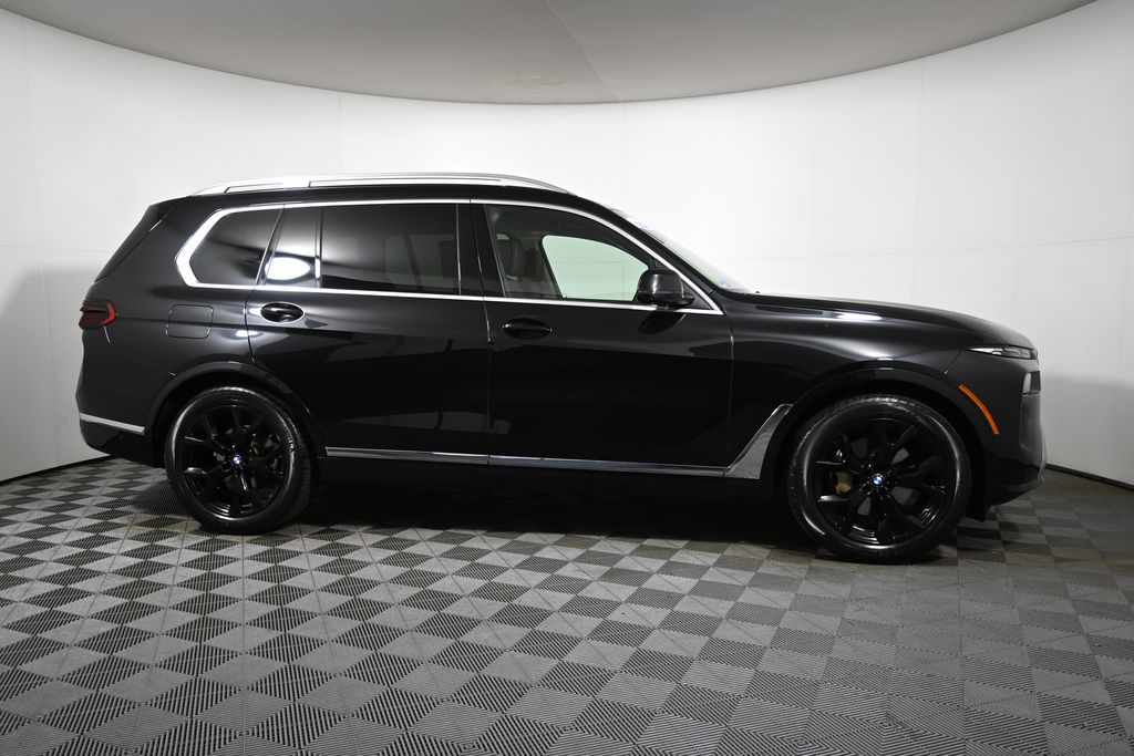 Thumbnail: 2024 BMW X7 - 8