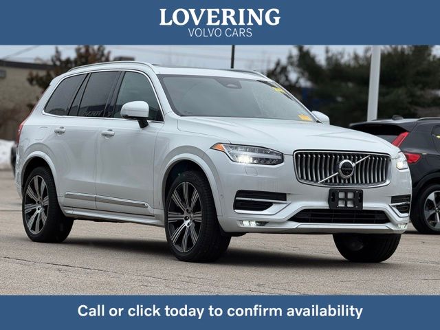 2023 Volvo XC90 B6 Ultimate Bright Theme 7-Passenger AWD