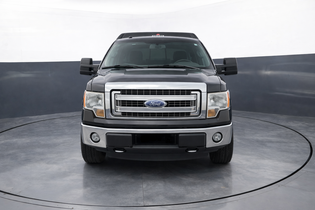 Tuxedo Black Metallic 2014 Ford F-150 XLT SuperCrew 4WD Pickup Truck Four-Wheel Drive 6-Speed Automatic