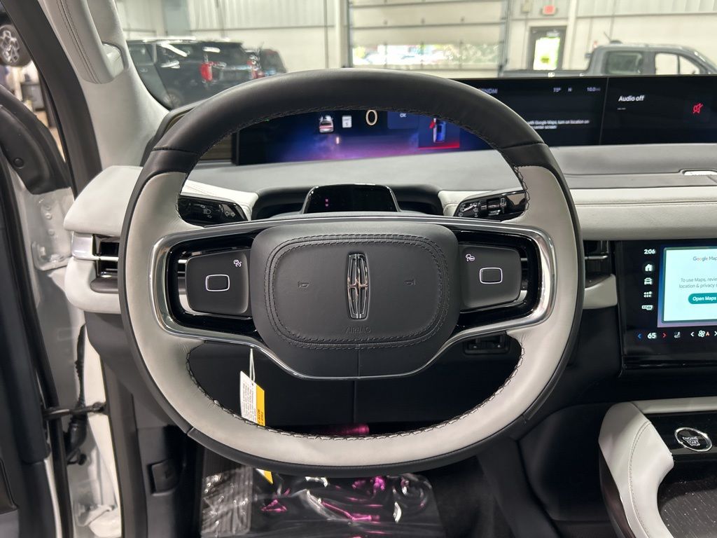 new 2026 Lincoln Navigator L car, priced at $126,050