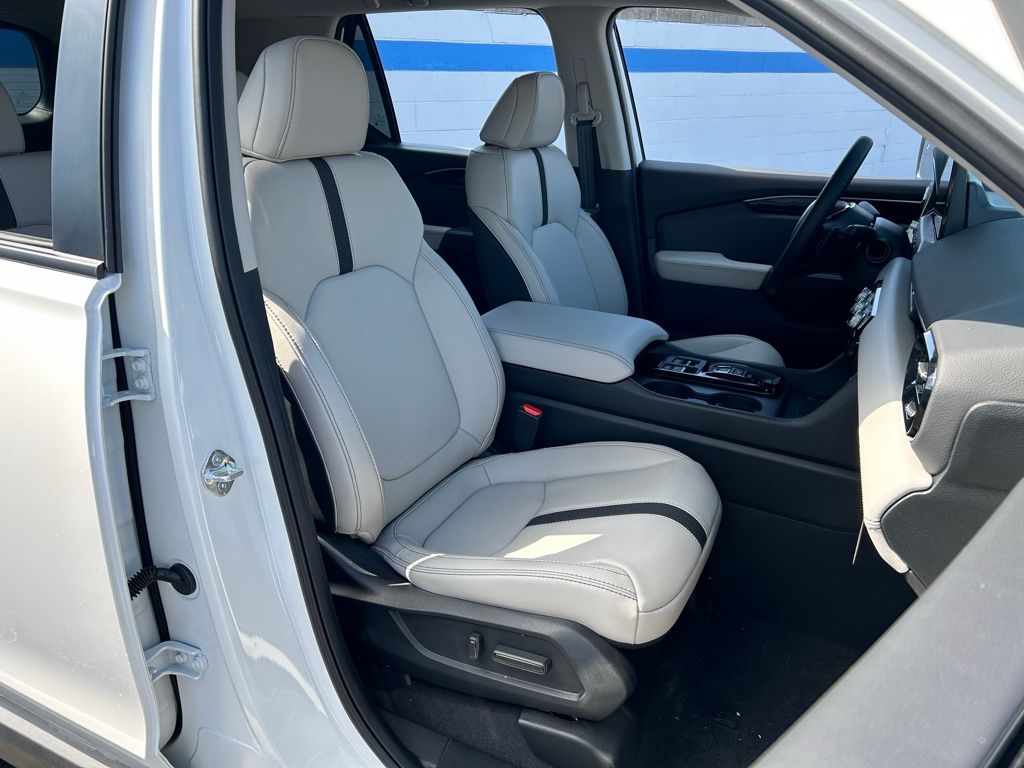 2026 Honda Passport  28