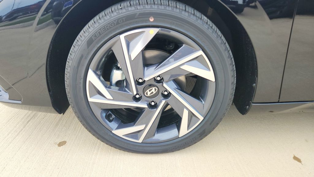 2026 Hyundai Elantra Hybrid