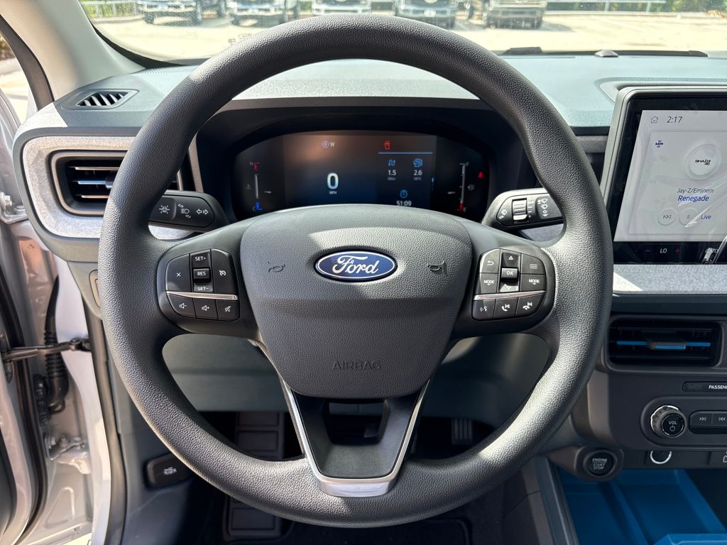 New 2025 White Ford XLT image 17