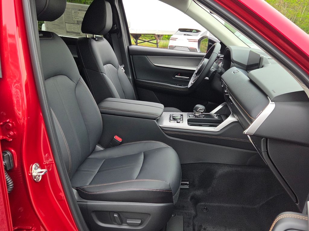 New 2026 Red Mazda 3.3 Turbo Premium image 17