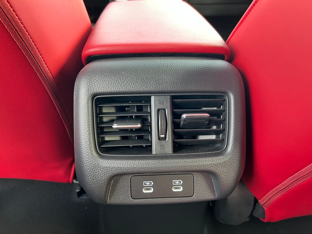 Thumbnail: 2025 Acura ADX - 30