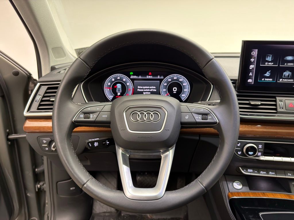 Thumbnail: 2023 Audi Q5 - 8