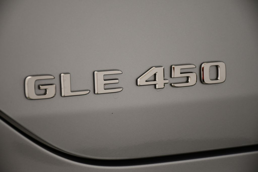 Thumbnail: 2026 Mercedes-Benz GLE - 9