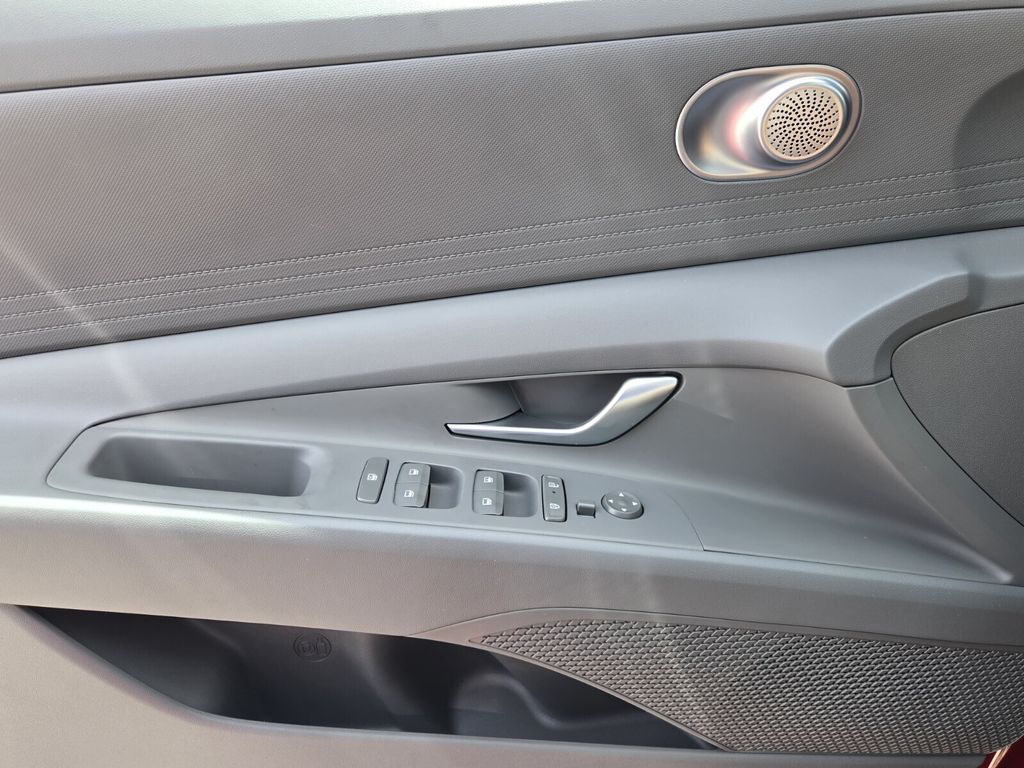 2026 Hyundai Elantra - $22,599