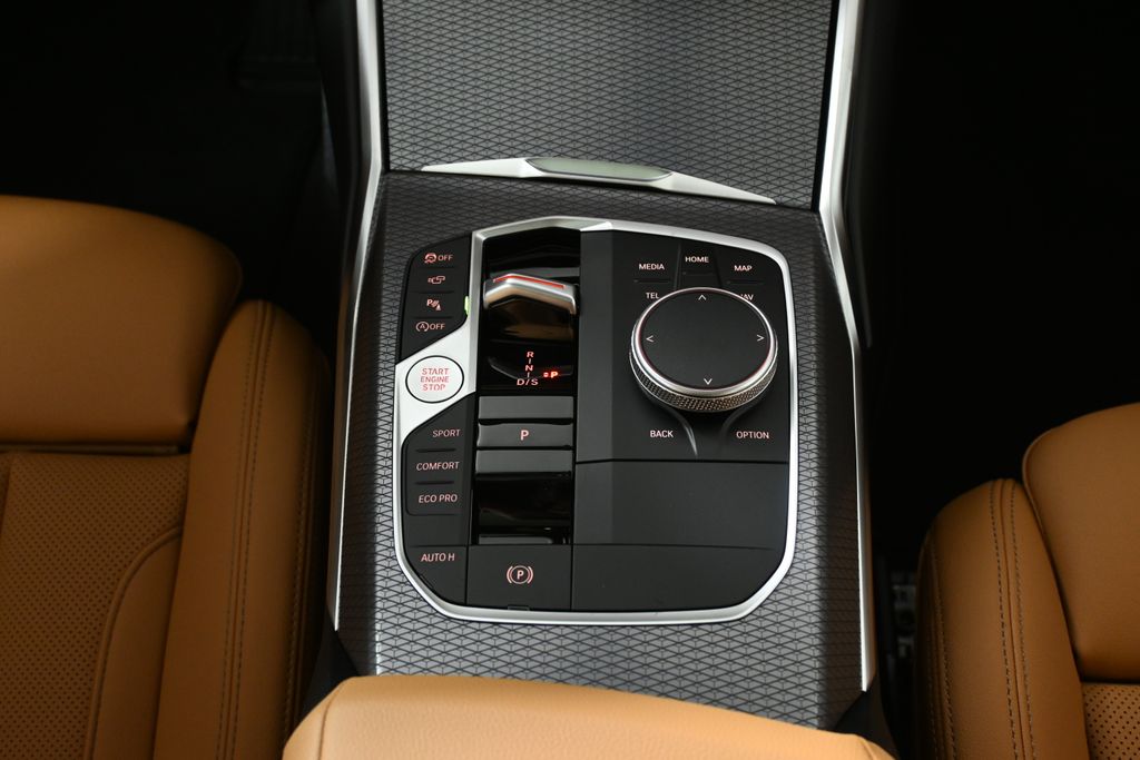 Thumbnail: 2026 BMW 4 Series - 24