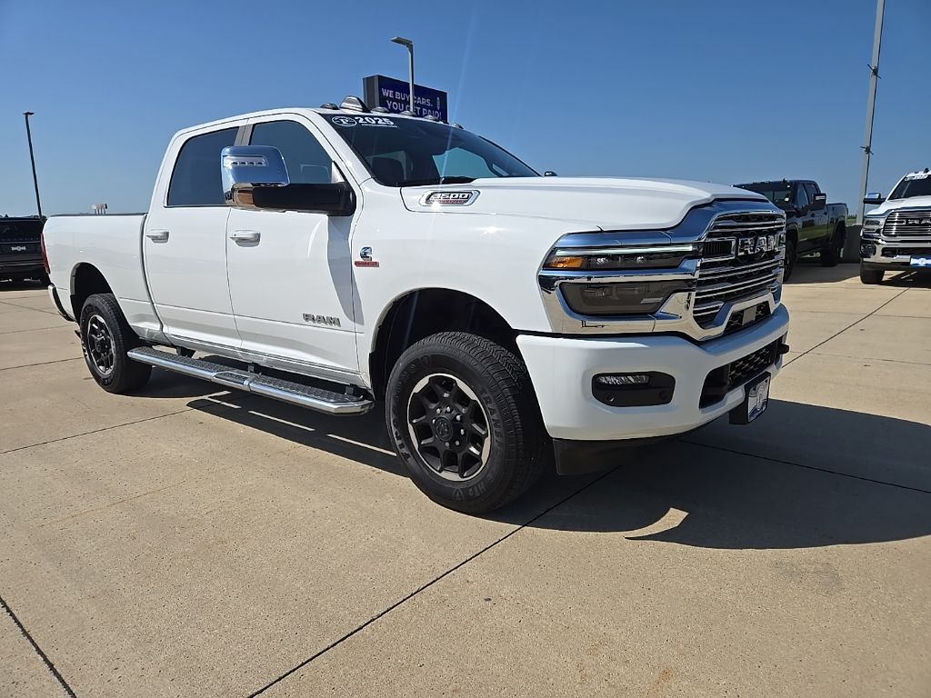 2025 RAM 3500 Laramie Crew Cab 4WD    