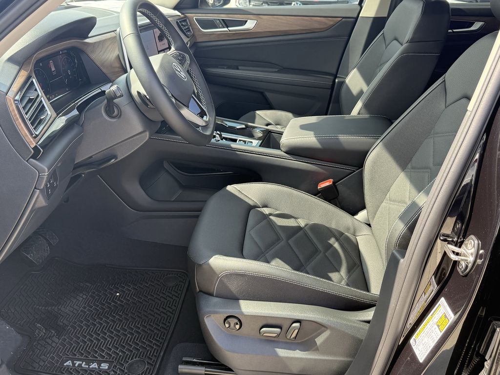 2026 Volkswagen Atlas 2.0T SE w/Technology - 11