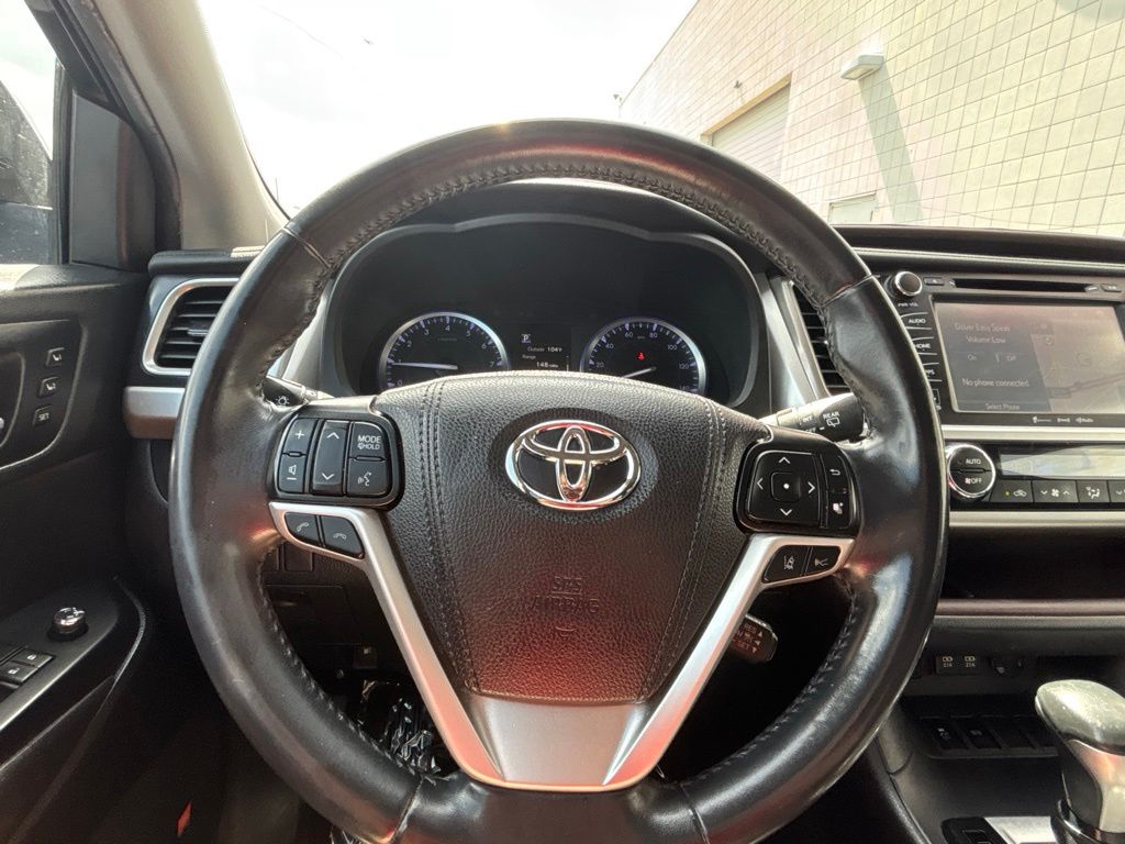 Used 2019 Toyota Highlander SUV