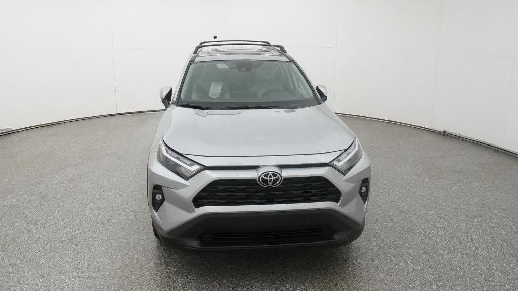 Thumbnail: 2025 Toyota RAV4 - 3