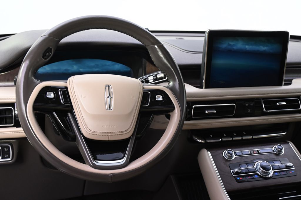 Certified Used 2021 Blue Lincoln Reserve image 12