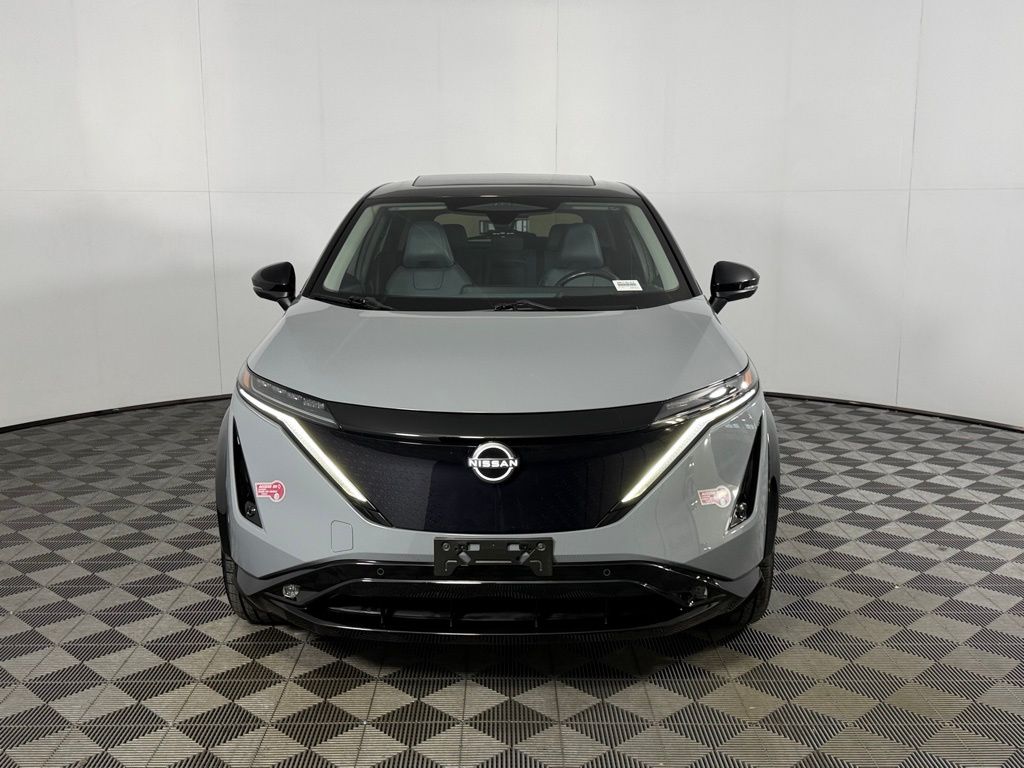 Used 2023 Gray Nissan PLATINUM+ e-4ORCE image 5