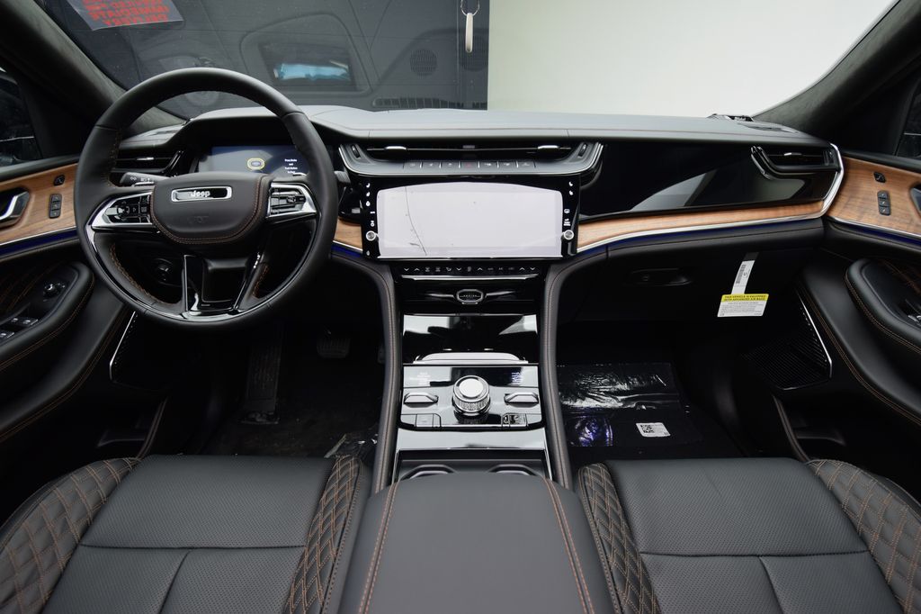 new 2026 Jeep Grand Cherokee car, priced at $58,046