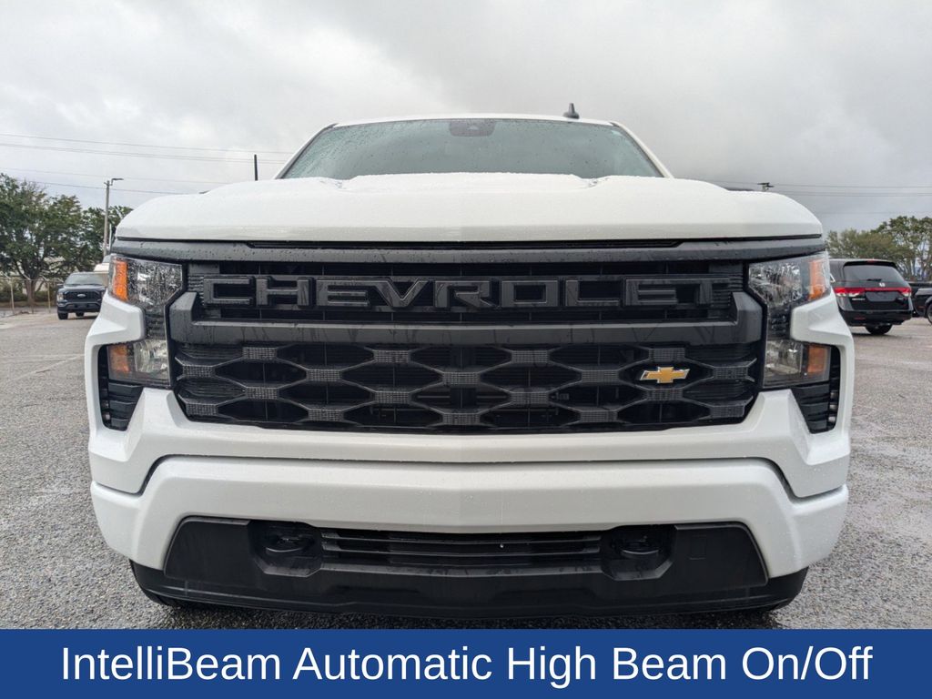 2025 Chevrolet Silverado 1500 2WD Double Cab Standard Bed Custom