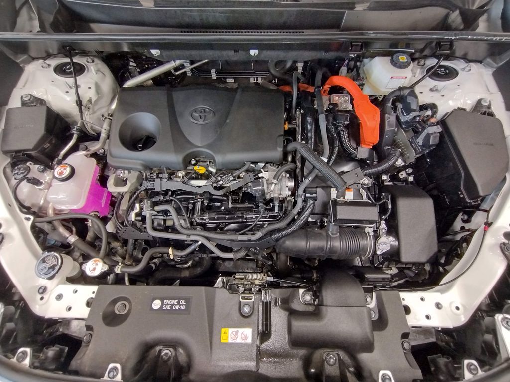 2023 Toyota RAV4 Hybrid LE