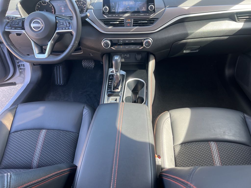 2024 Nissan Altima 2.5 SR photo