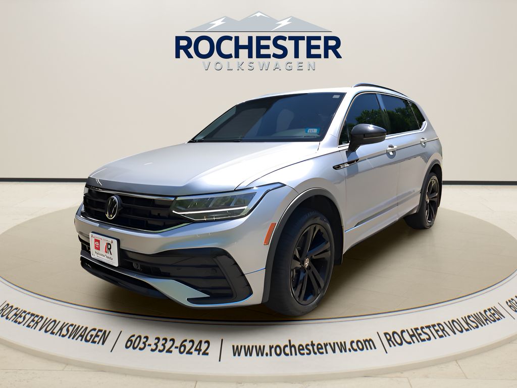 Silver Metallic 2024 Volkswagen Tiguan SUV / Crossover All-Wheel Drive 8-Speed Automatic