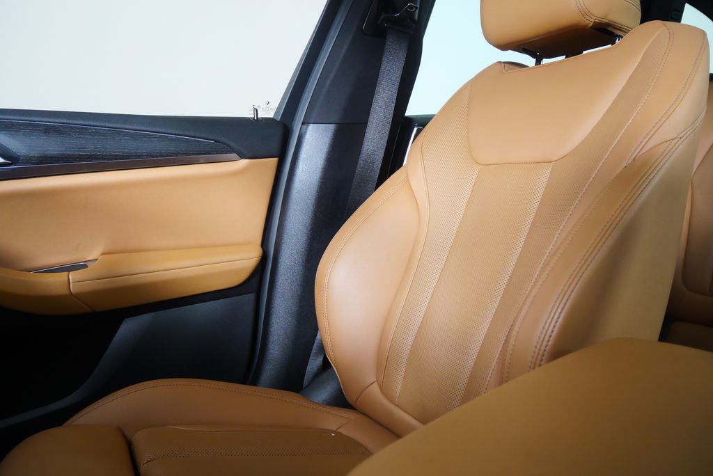 Thumbnail: 2023 BMW X3 - 26