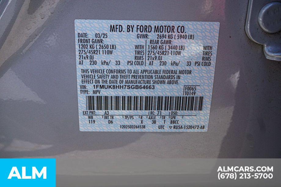 Used 2025 White Ford Platinum image 62