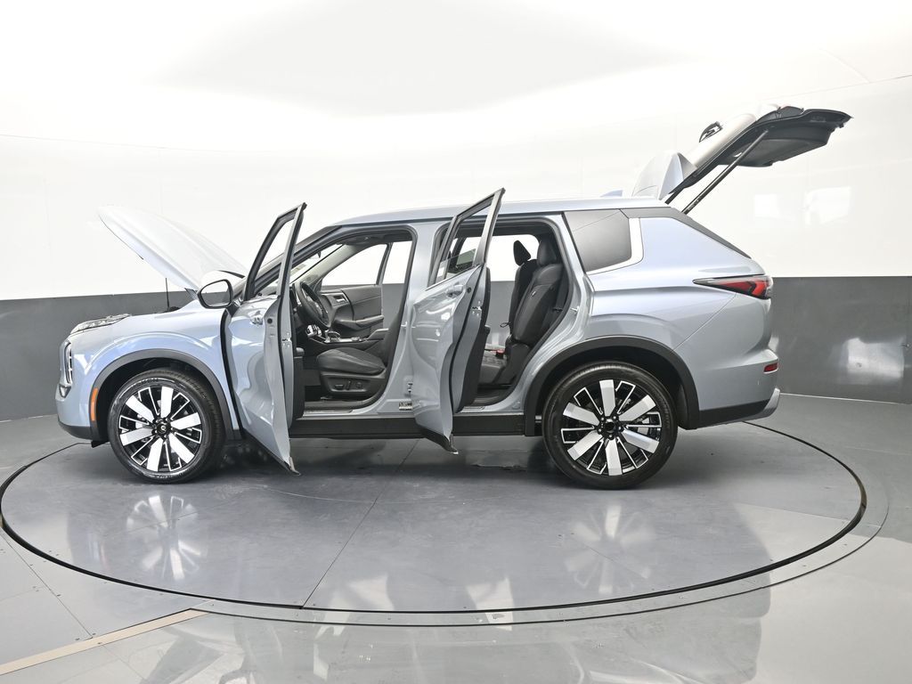 New 2026 Gray Mitsubishi SE image 84