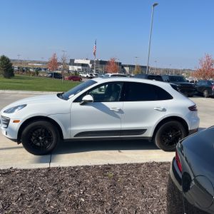 2018 Porsche Macan Base 3