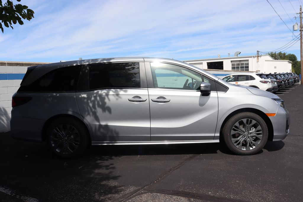 Thumbnail: 2025 Honda Odyssey - 6