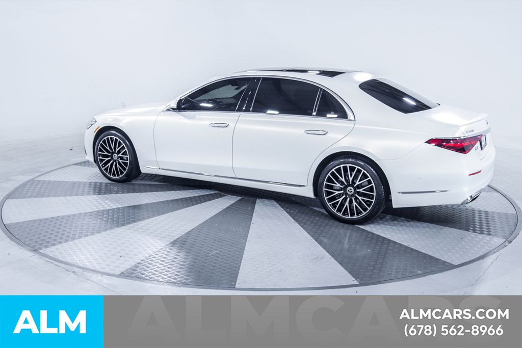 Used 2022 White Mercedes-Benz S 580 image 5