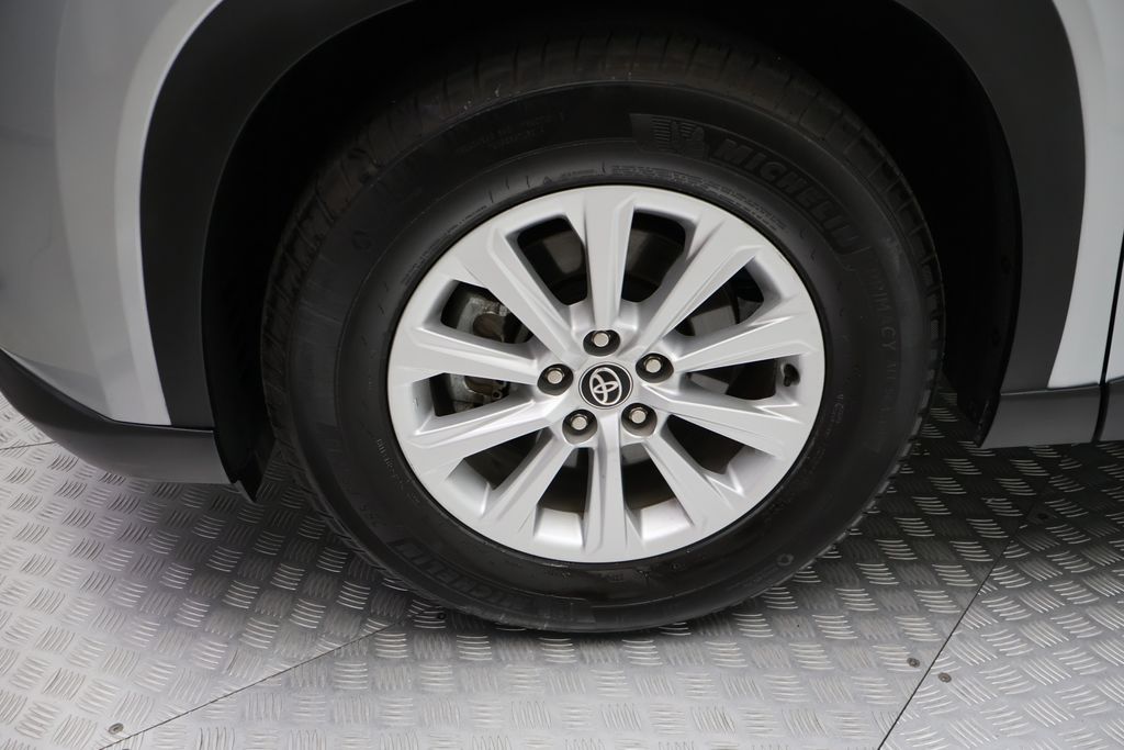 Thumbnail: 2025 Toyota Grand Highlander - 4