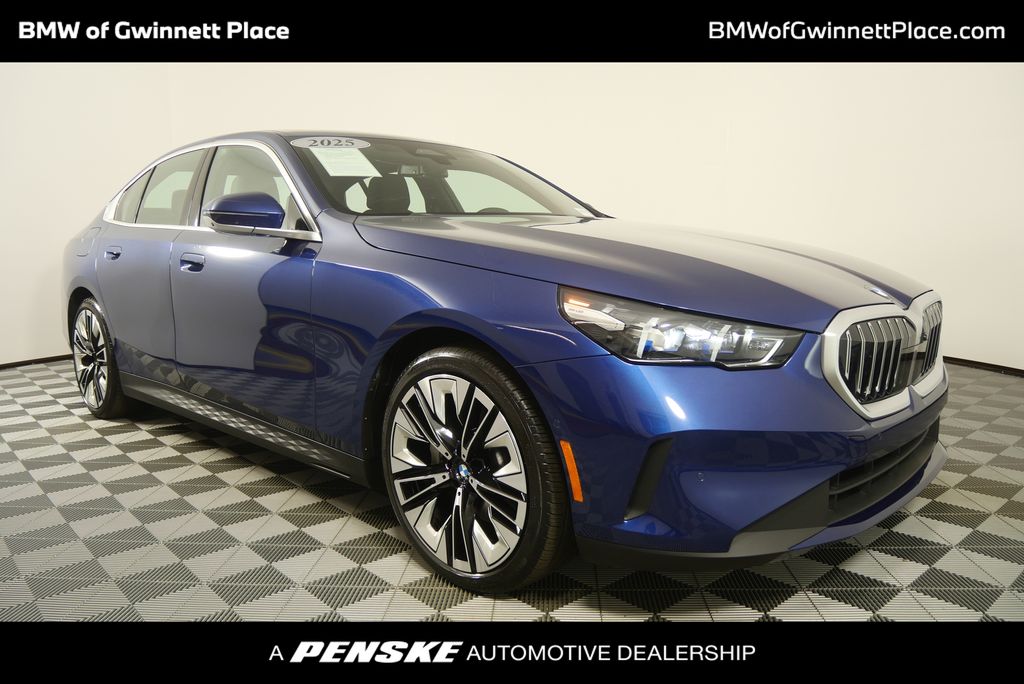 Thumbnail: 2025 BMW 5 Series - 1