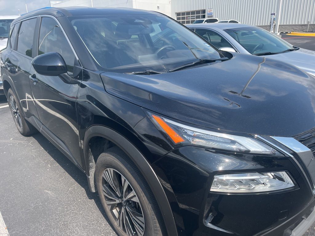 2023 Nissan Rogue SV 3