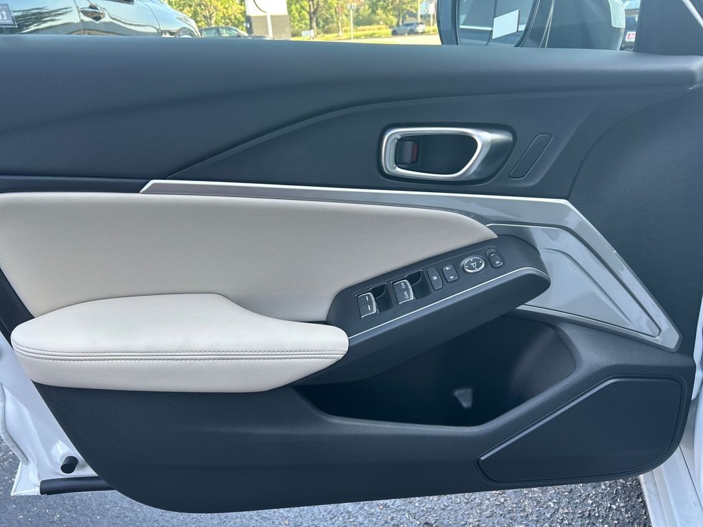 Certified Used 2025 White Acura A-Spec Package image 13