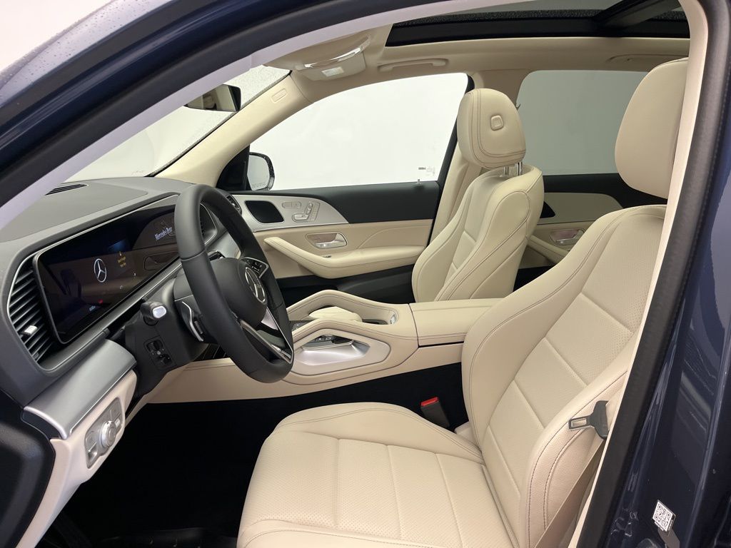 Thumbnail: 2026 Mercedes-Benz GLE - 13