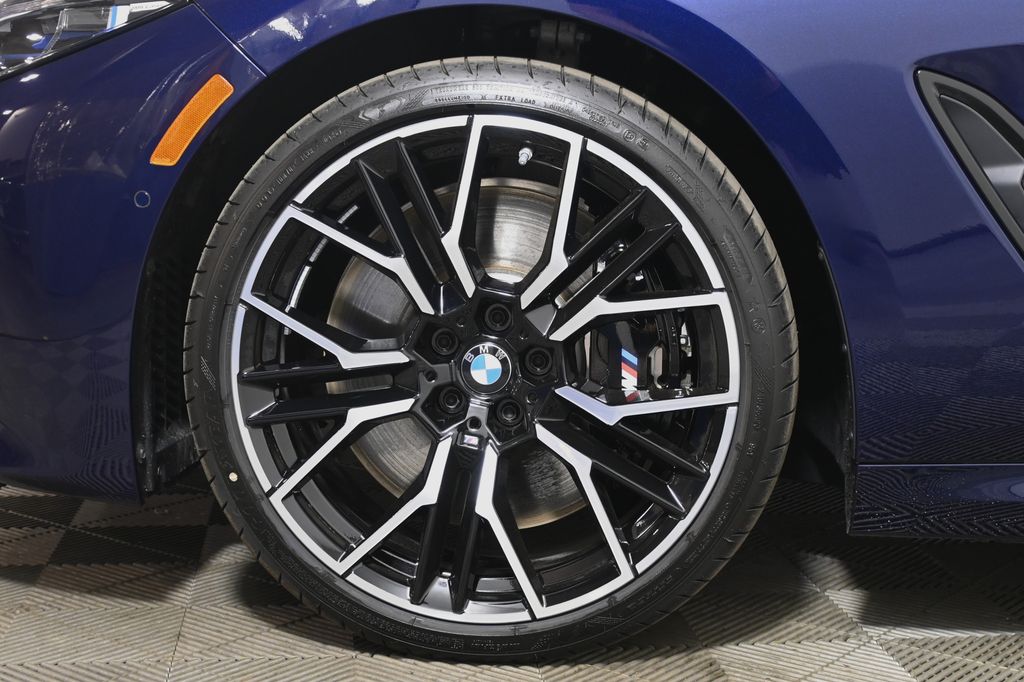 Thumbnail: 2026 BMW 8 Series - 20