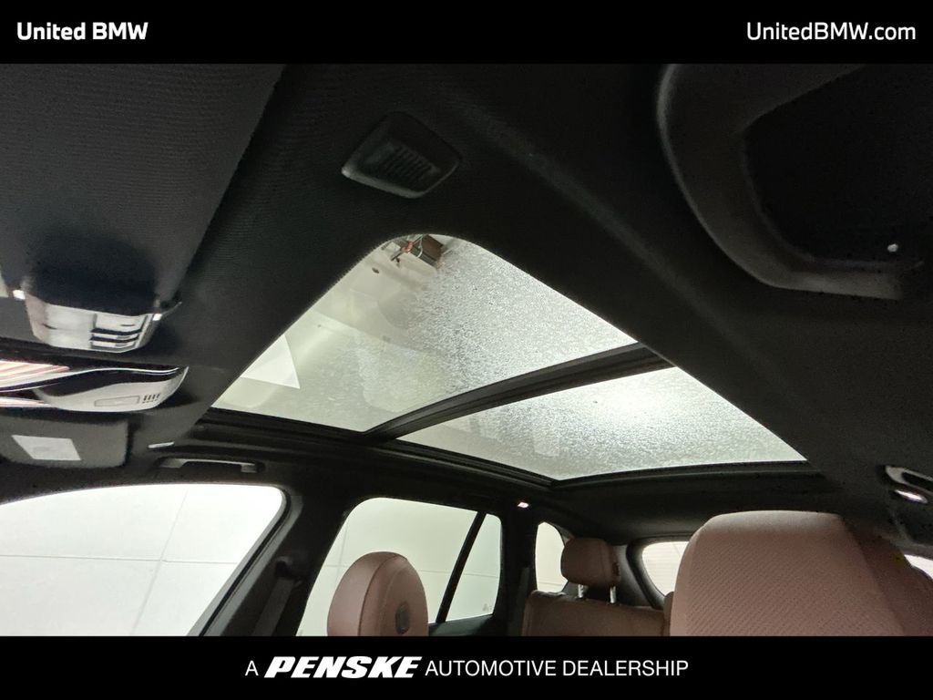 Thumbnail: 2023 BMW X5 - 20