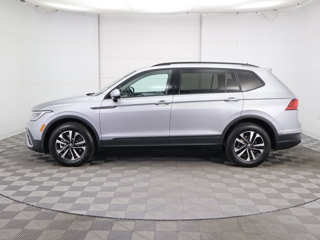 2024 Volkswagen Tiguan 2.0T 9