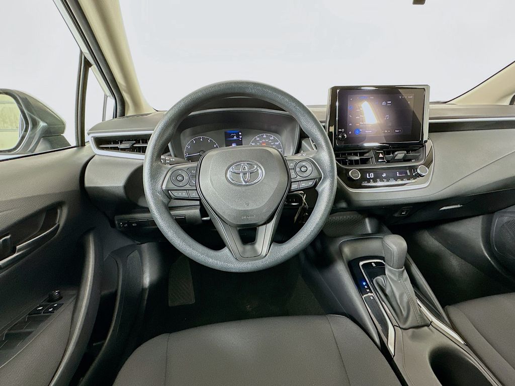 2024 Toyota Corolla LE 21